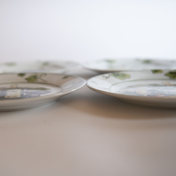 Set of 4 Godinger & Co Wine & Cheese Theme Dessert Salad Appetizer Plates - Picture 6 of 8